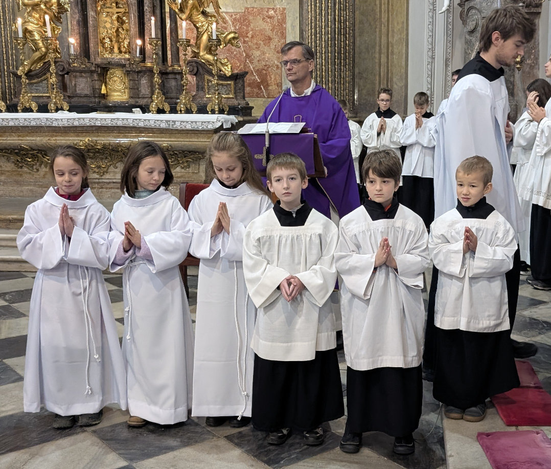 Noví ministranti a ministrantky